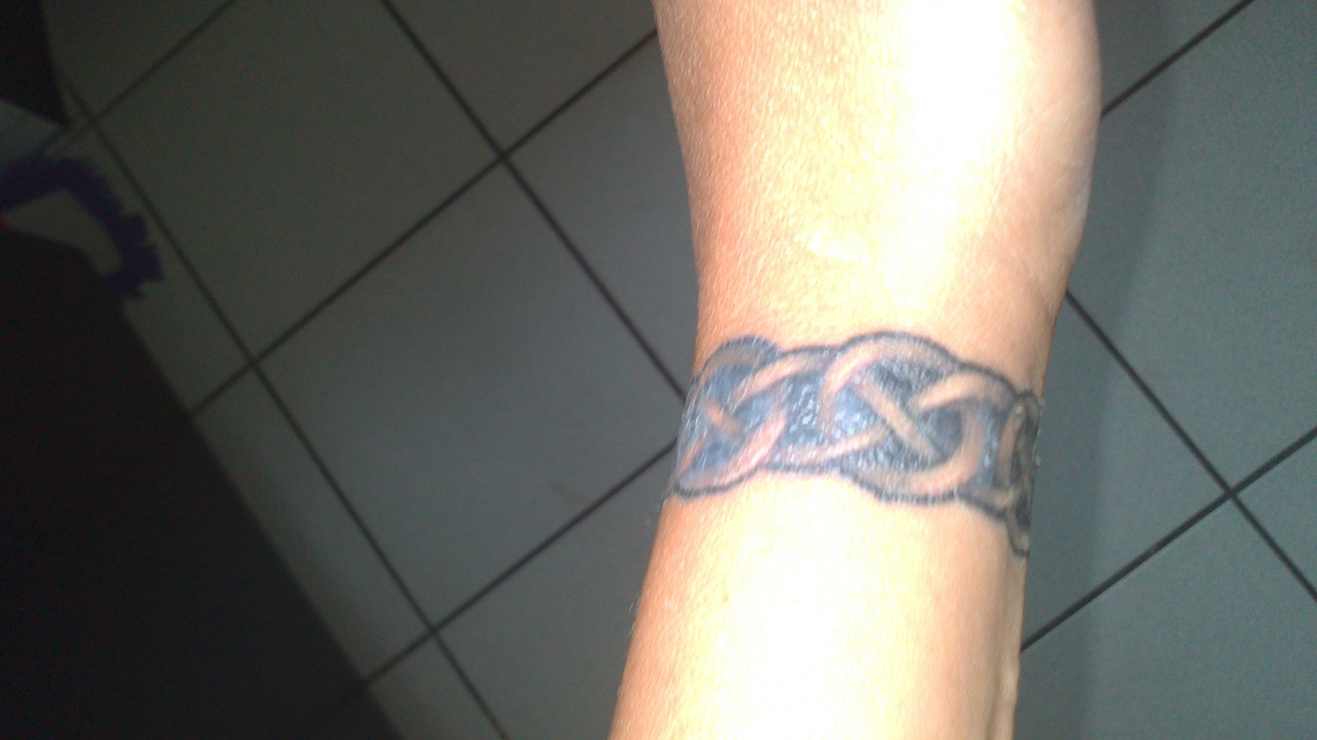 cassiusclay123: HILFE!HILFE!HILFE!